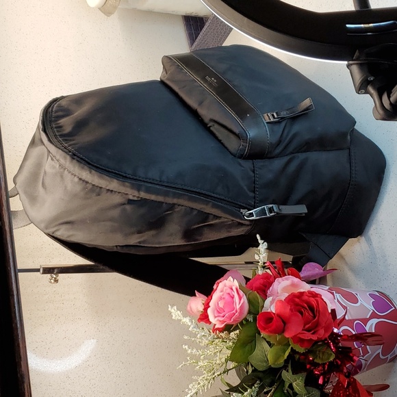 MICHAEL KORS vinyl/leather backpack - Picture 3 of 14